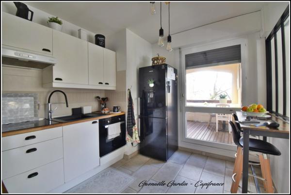 BORDEAUX Caudéran - Appartement 2 pièces 54 m² avec terrasse, cave et parking
