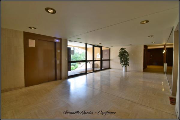 BORDEAUX Caudéran - Appartement 2 pièces 54 m² avec terrasse, cave et parking