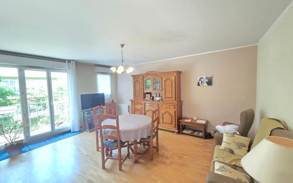 Appartement à vendre    3 pièces • 67,15 m2 Houilles