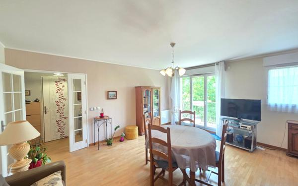 Appartement à vendre    3 pièces • 67,15 m2 Houilles