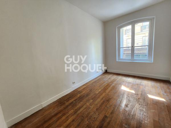 Appartement 4/5 p. Paris Place Victor Hugo