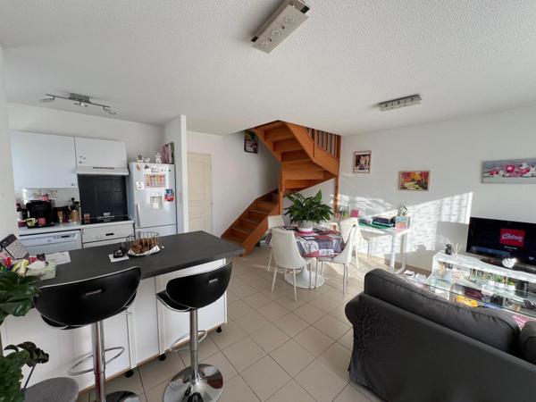 Maison de ville, T3, 2 chambres, garage