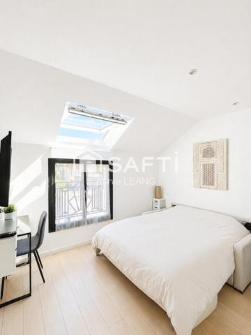 Maison contemporaine lumineuse et intelligente, au calme absolu en secteur recherché, avec prestations haut de gamme et excellent confort énergétique.