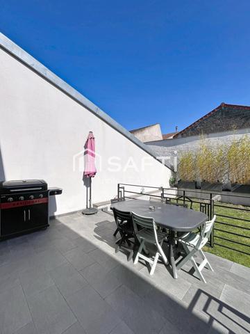 Maison contemporaine lumineuse et intelligente, au calme absolu en secteur recherché, avec prestations haut de gamme et excellent confort énergétique.