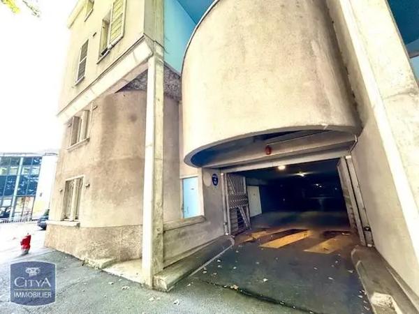 Parking à vendre 13m²