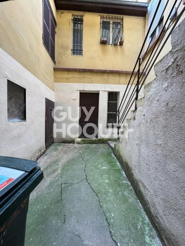 Appartement T 2 de 36.10m2 sur cours - terrasse 4.5 M2 - double expo S/O au calme