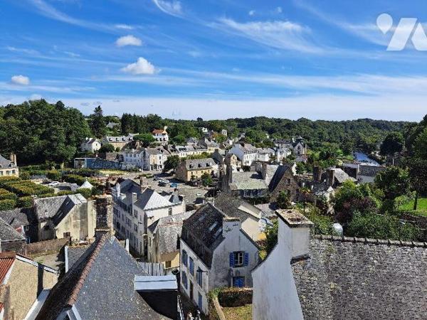 Appartement de 52 m² habitable, 70 m² au sol , situé au 3ème et dernier étage d'un immeuble de ...