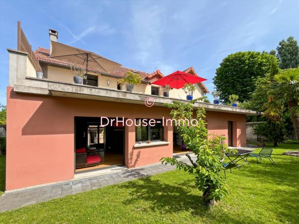 Maison à vendre 6 pièces de 177 m²