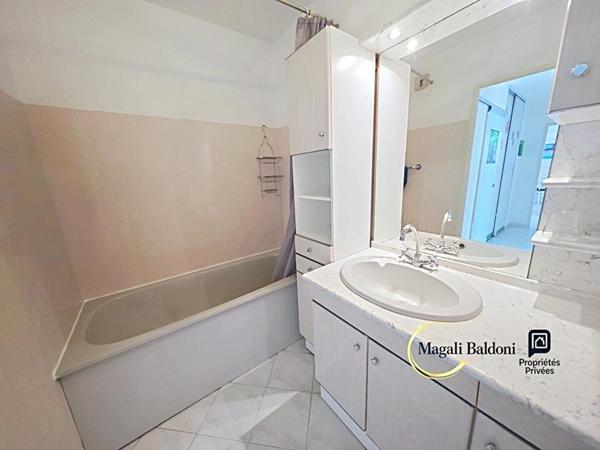 Appartement  3 pièces 60 m2- Ascenseur- PARKING