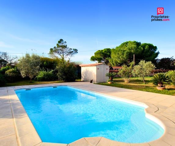 LE MUY - Villa de plain-pied avec piscine, terrain de 1 500 m² et double garage