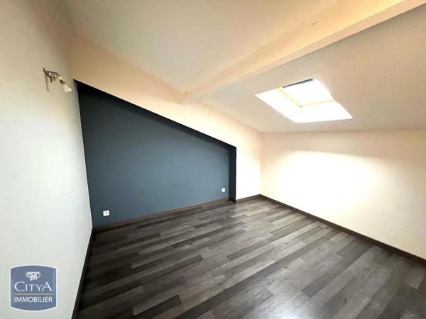 Maison à louer 4 pièces 123m² Marçay (37500)