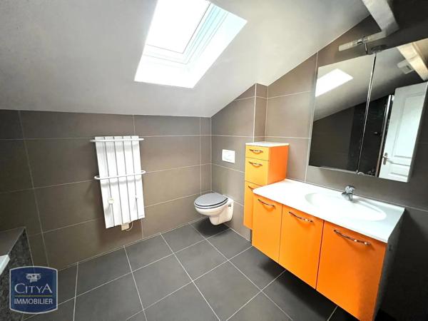 Maison à louer 4 pièces 123m² Marçay (37500)