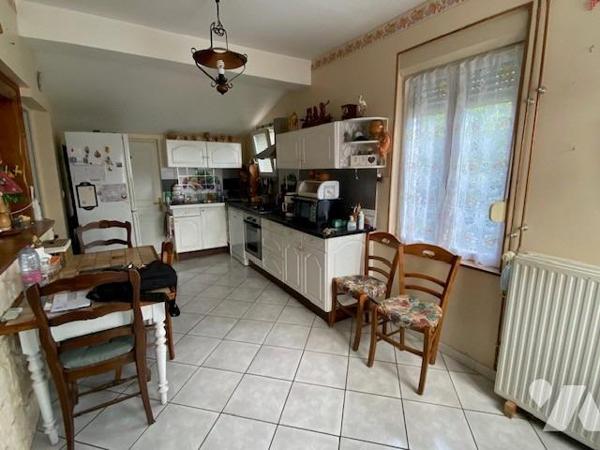 Fresnoy le grand : plain-pied - 2 ch - jardin et garage