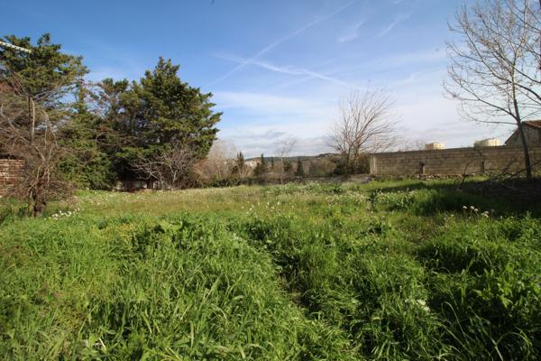 TERRAIN A BÂTIR - 714 m² - 238.050 €