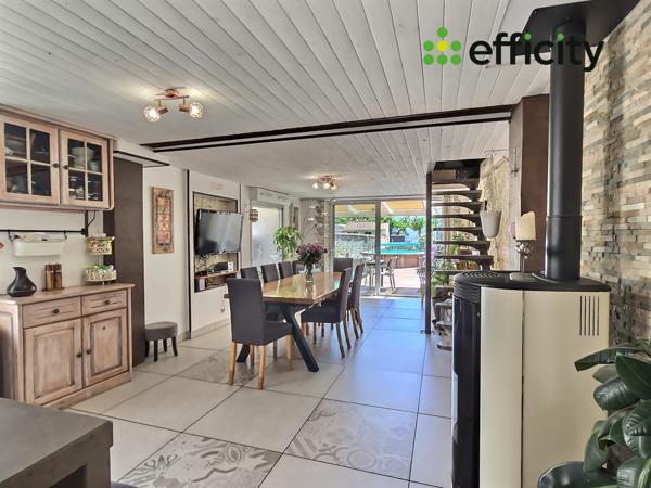 Maison 6 pièces - 162 m² Exclusivité efficity