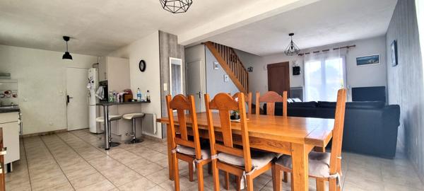 Cintré (35310) Belle maison de type 6 pièces au calme