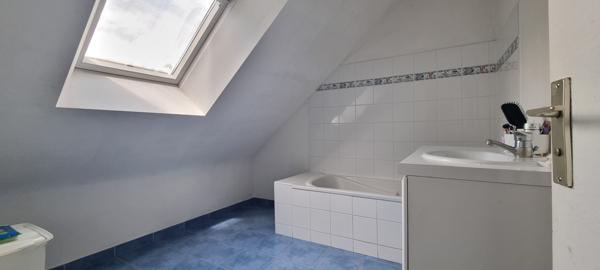 Cintré (35310) Belle maison de type 6 pièces au calme