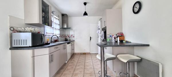 Cintré (35310) Belle maison de type 6 pièces au calme