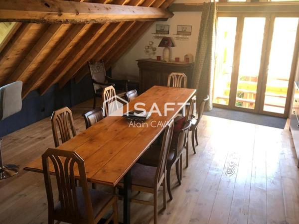 Ancienne ferme entièrement rénové de 160m² avec garage, dépendances, sur 2340m² de terrain