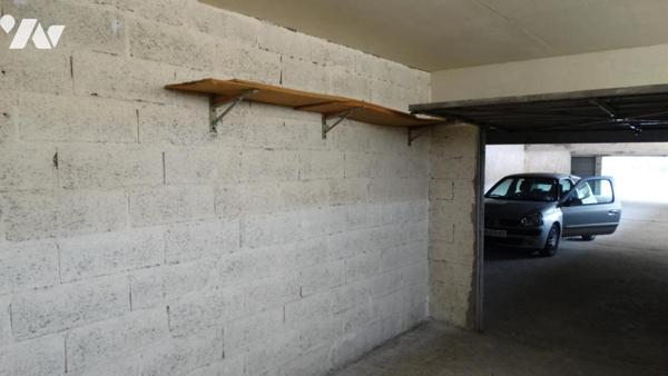 GARAGE TYPE BOX DANS RESIDENCE FERMEE
