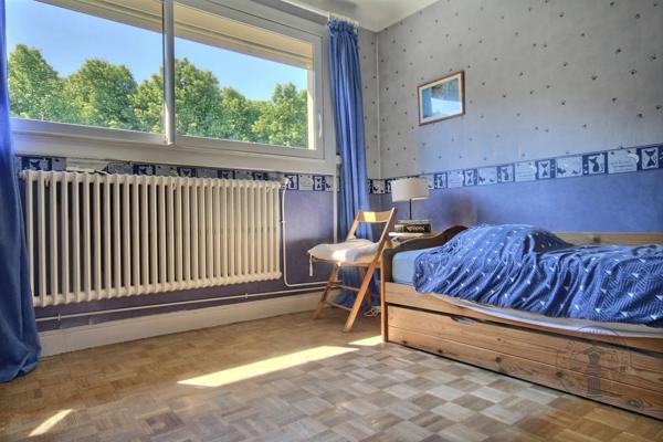 Vente Maison 8 pièces 170 m2 à Ormesson-sur-Marne