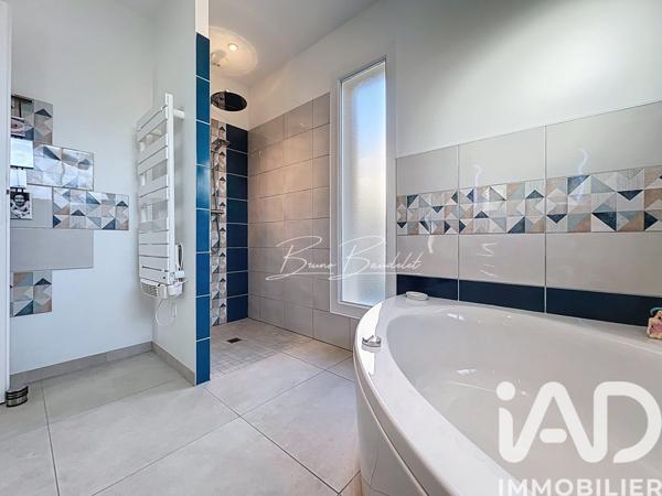 Maison à vendre 4 pièces 122 m² Créon