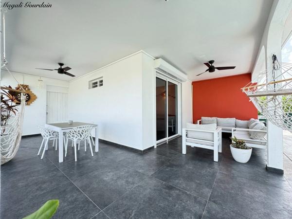 EN EXCLUSIVITÉ – VILLA RENOVEE AVEC PISCINE - SAINT FRANCOIS