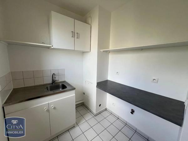 Appartement à louer 1 pièce 26.77m² Chaville (92370)