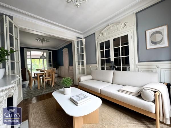 Maison à vendre 5 pièces 206.8m² Arras (62000)