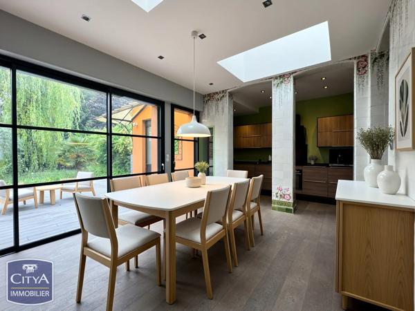 Maison à vendre 5 pièces 206.8m² Arras (62000)