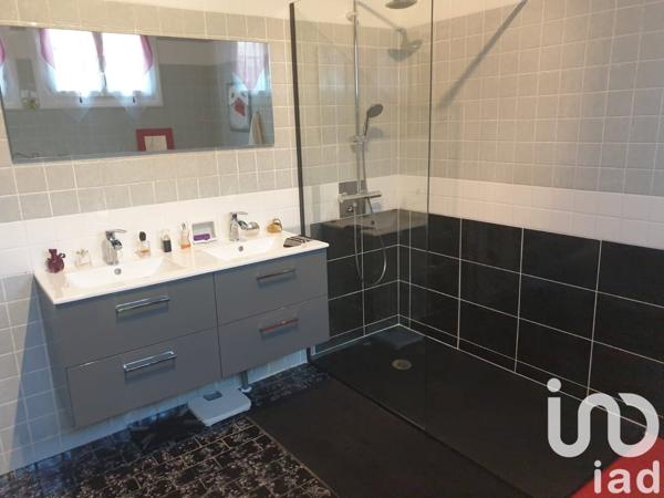 Maison à vendre 6 pièces 137 m² Courtenay