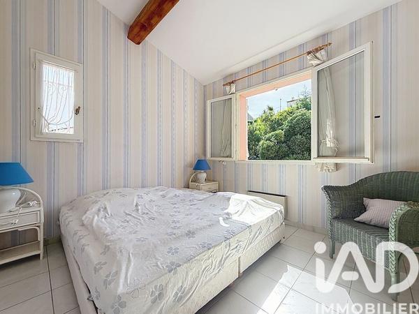 Maison à vendre 9 pièces 209 m² Roquebrune-sur-Argens