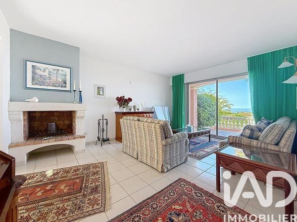 Maison à vendre 9 pièces 209 m² Roquebrune-sur-Argens