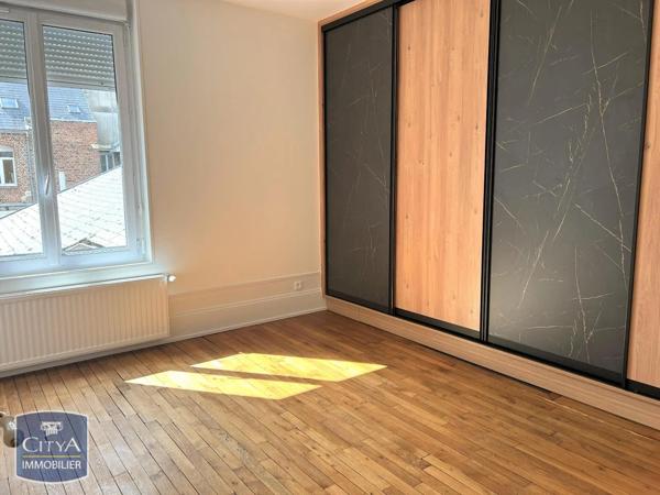 Appartement à louer 3 pièces 87.3m² Saint-Quentin (02100)