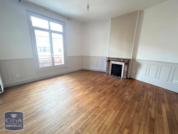 Appartement à louer 3 pièces 87.3m² Saint-Quentin (02100)