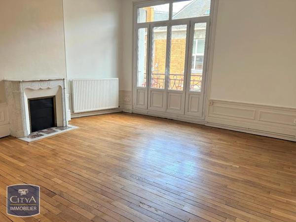 Appartement à louer 3 pièces 87.3m² Saint-Quentin (02100)