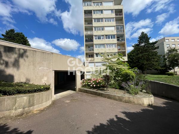 GARAGE FERMÉ - HÉROUVILLE SAINT CLAIR