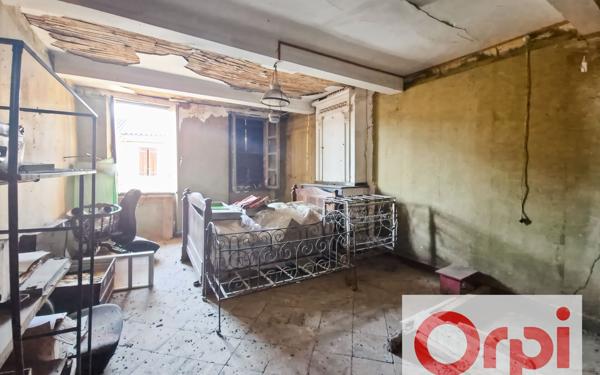 Maison à vendre    1 pièce •  Grenade