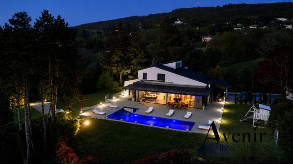 Villa d'exception 438m2 - Terrain 1.5h - Piscine - Tennis - 6 chambres à Limonest Limonest Villa d'exception 438m2 - Terrain 1.5h - Piscine - Tennis - 6 chambres à Limonest Limonest