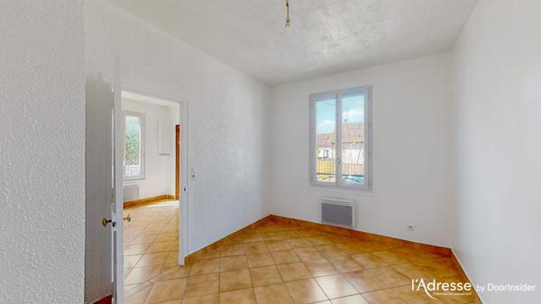 Appartement Combs La Ville 2 pièce(s)