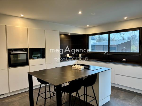 Maison à LORIENT, 56100 - 5 pièces 151m²