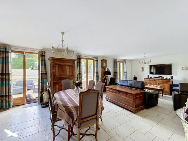 Maison à vendre 549 000 € Mériel 5 p 134 m² DPE D