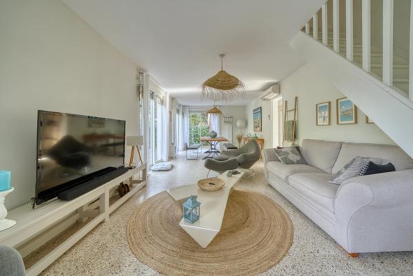 Maison 5 pièces - 120 m² Exclusivité efficity