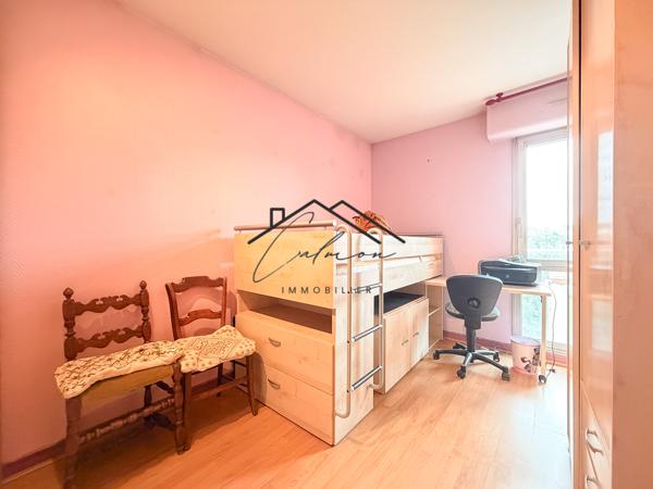 Appartement
         3 pièces
        - 68 m² 210 000 € *