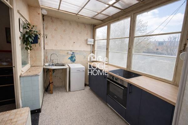 Maison bel etage-gros potentiel