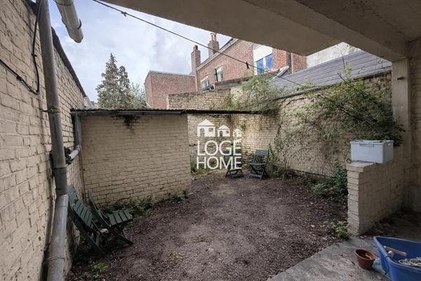 Maison bel etage-gros potentiel