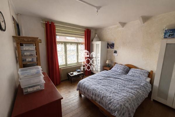 Maison bel etage-gros potentiel