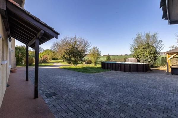 Vente Maison 7 pièces 170 m2 à Morestel