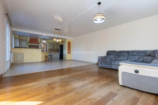 Vente Maison 7 pièces 170 m2 à Morestel