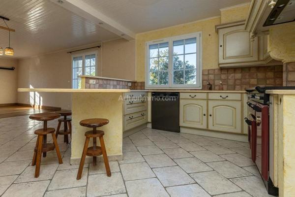 Vente Maison 7 pièces 170 m2 à Morestel